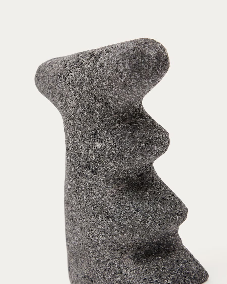 Arif Set of Stone Sculptures in a beige and black finish, 12cm/15cm