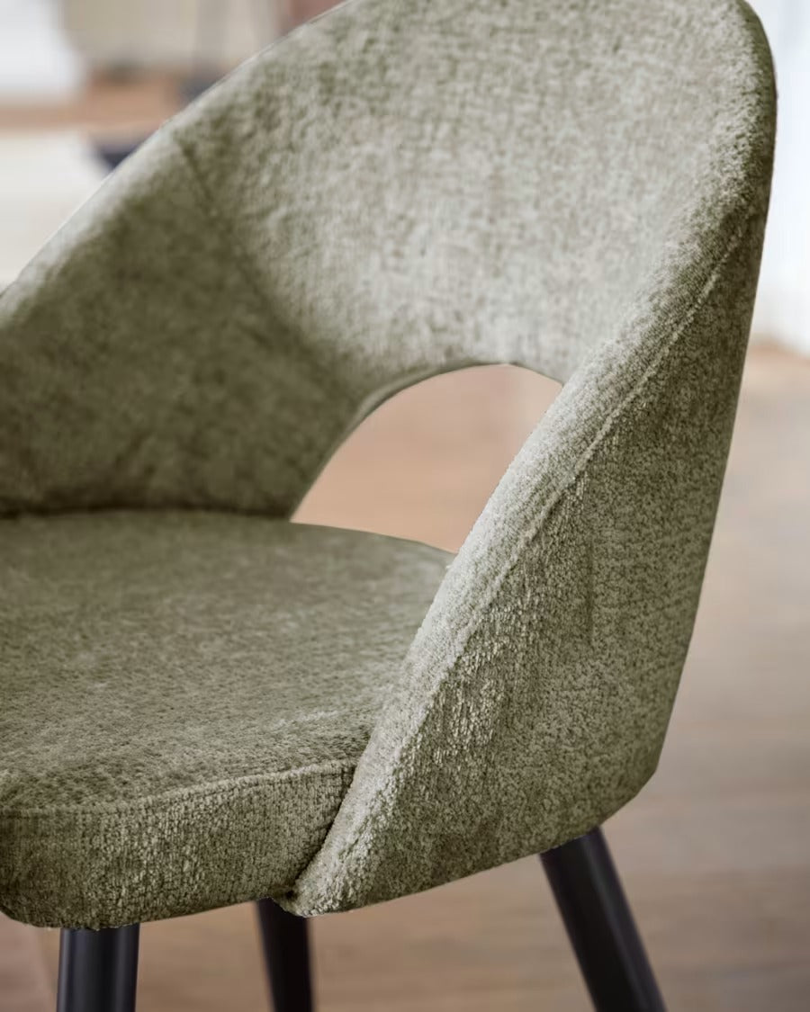 Mael Chair with Steel Legs
