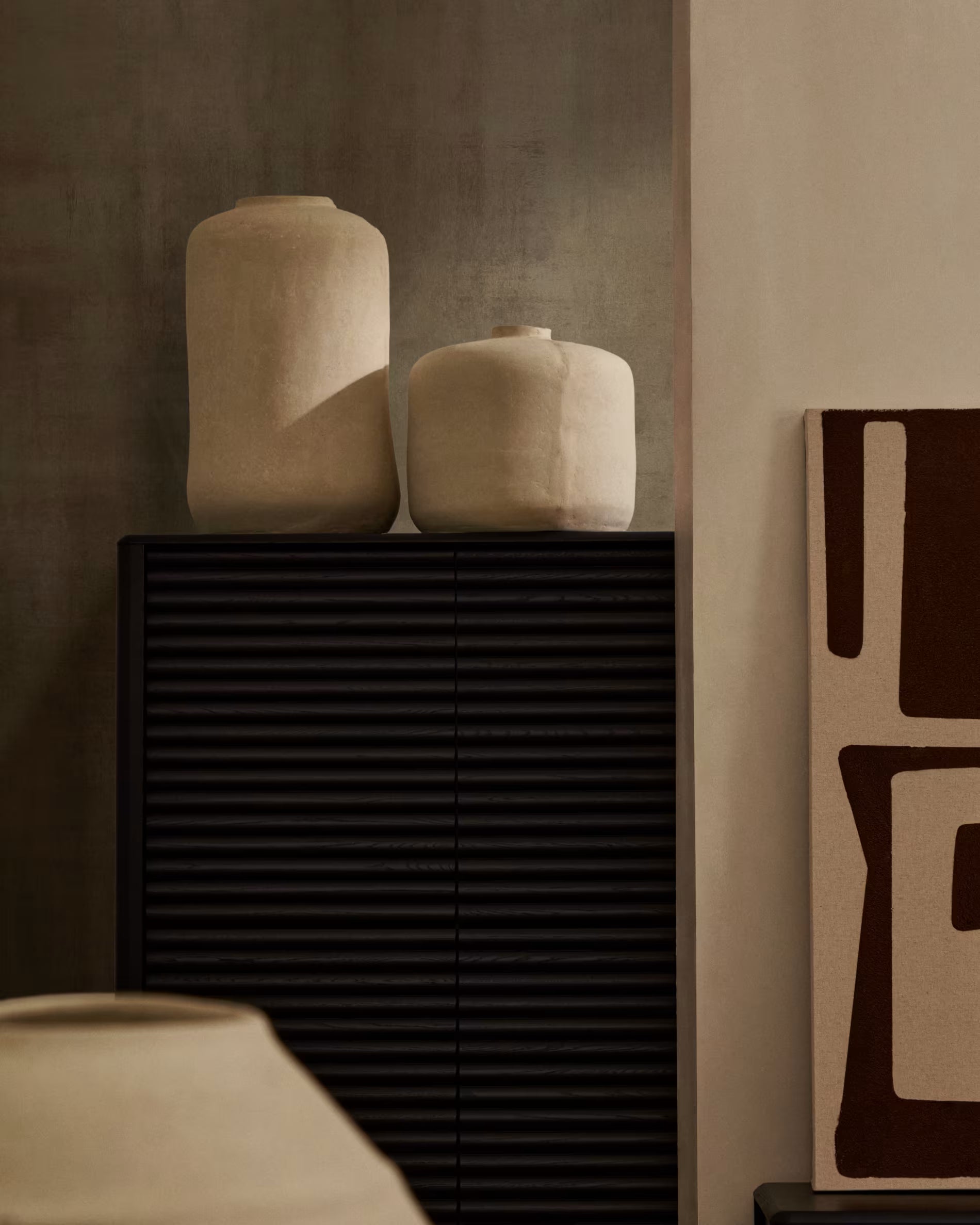 Serina papier-mâché vase