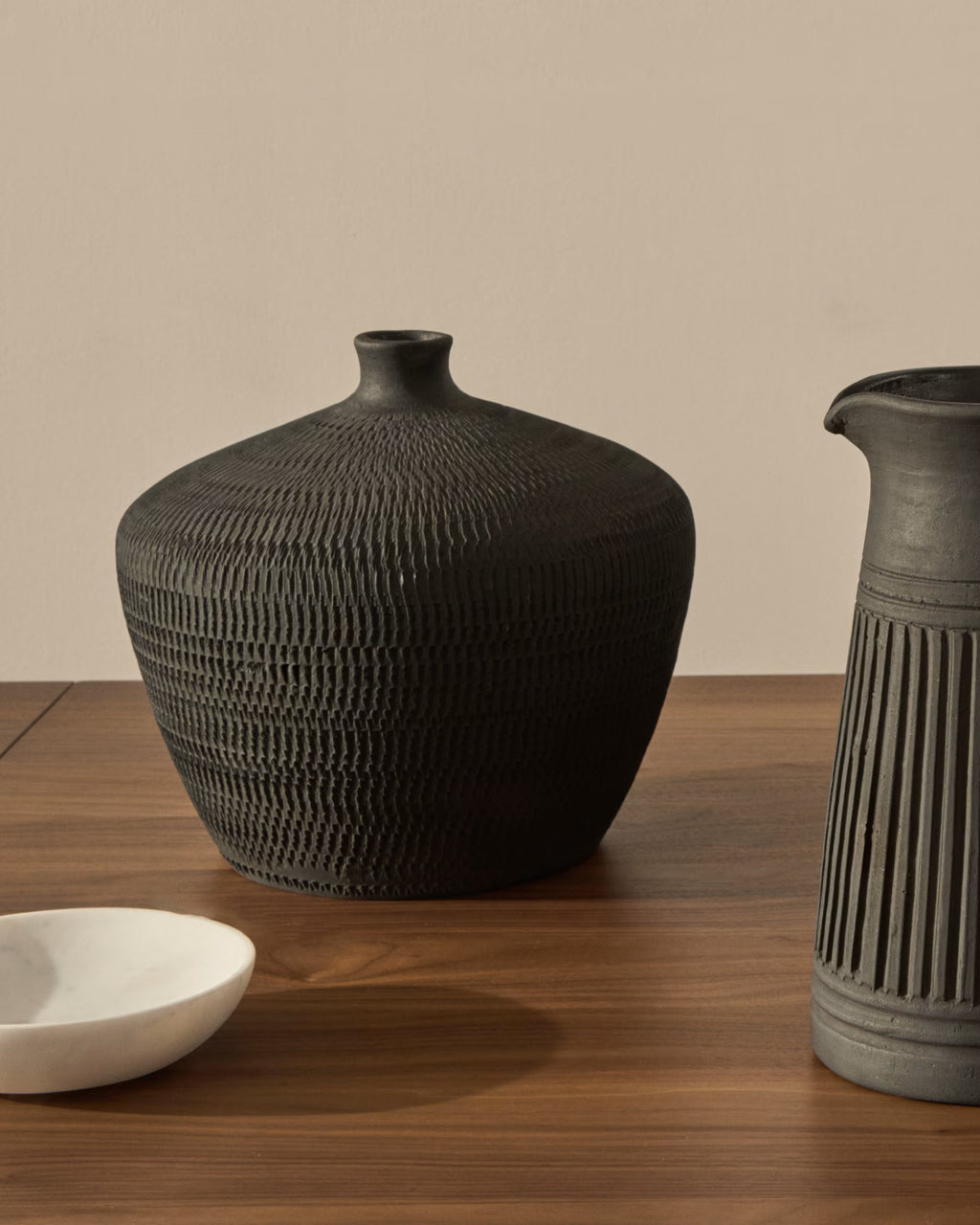 Helve Terracotta Vase in a Black Finish, 24 cm