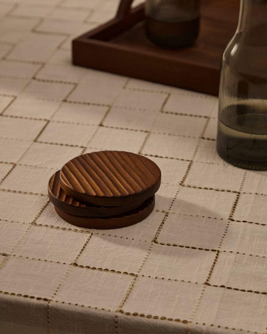 Rommu Set of 4 Coasters made of acacia wood