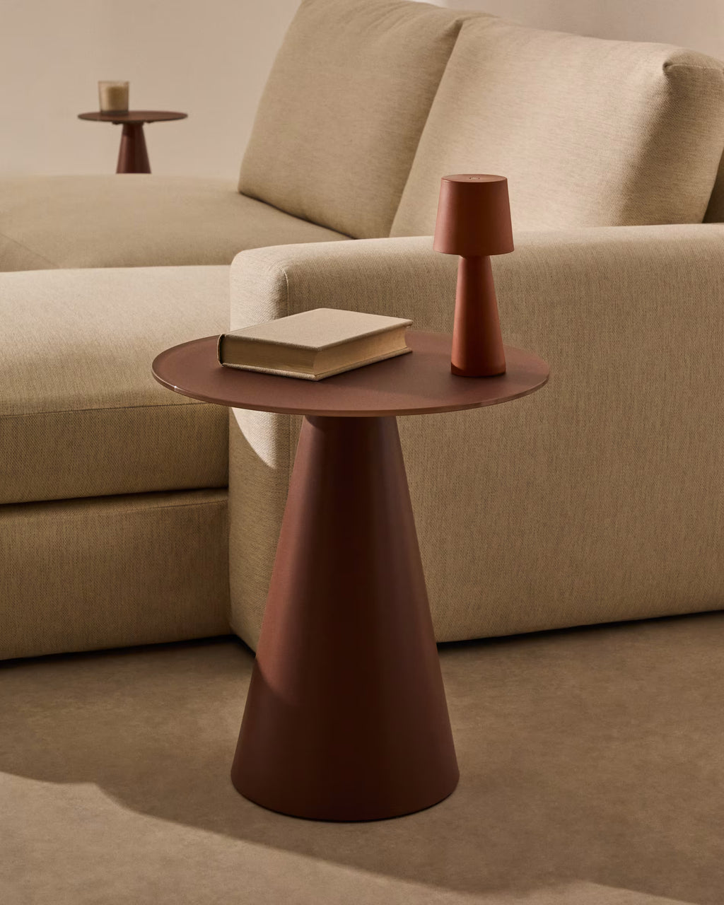 Wilshire side table matt terracotta finish Ø50cm