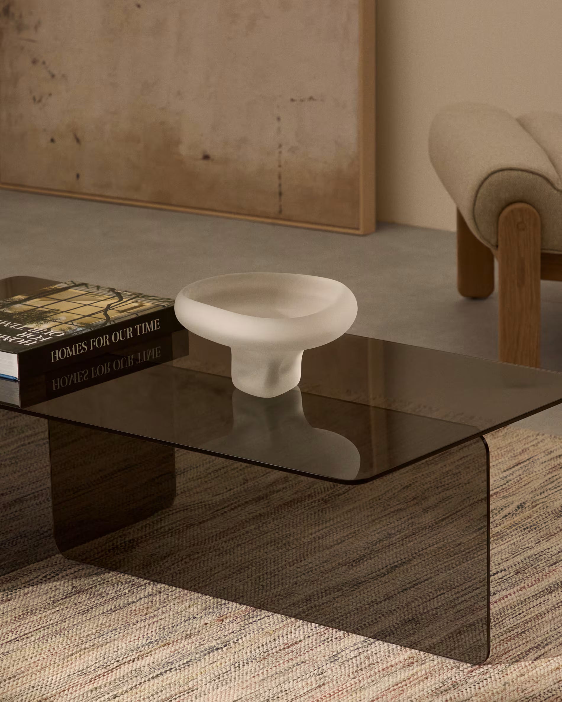 Ondaro frosted glass centrepiece 15cm