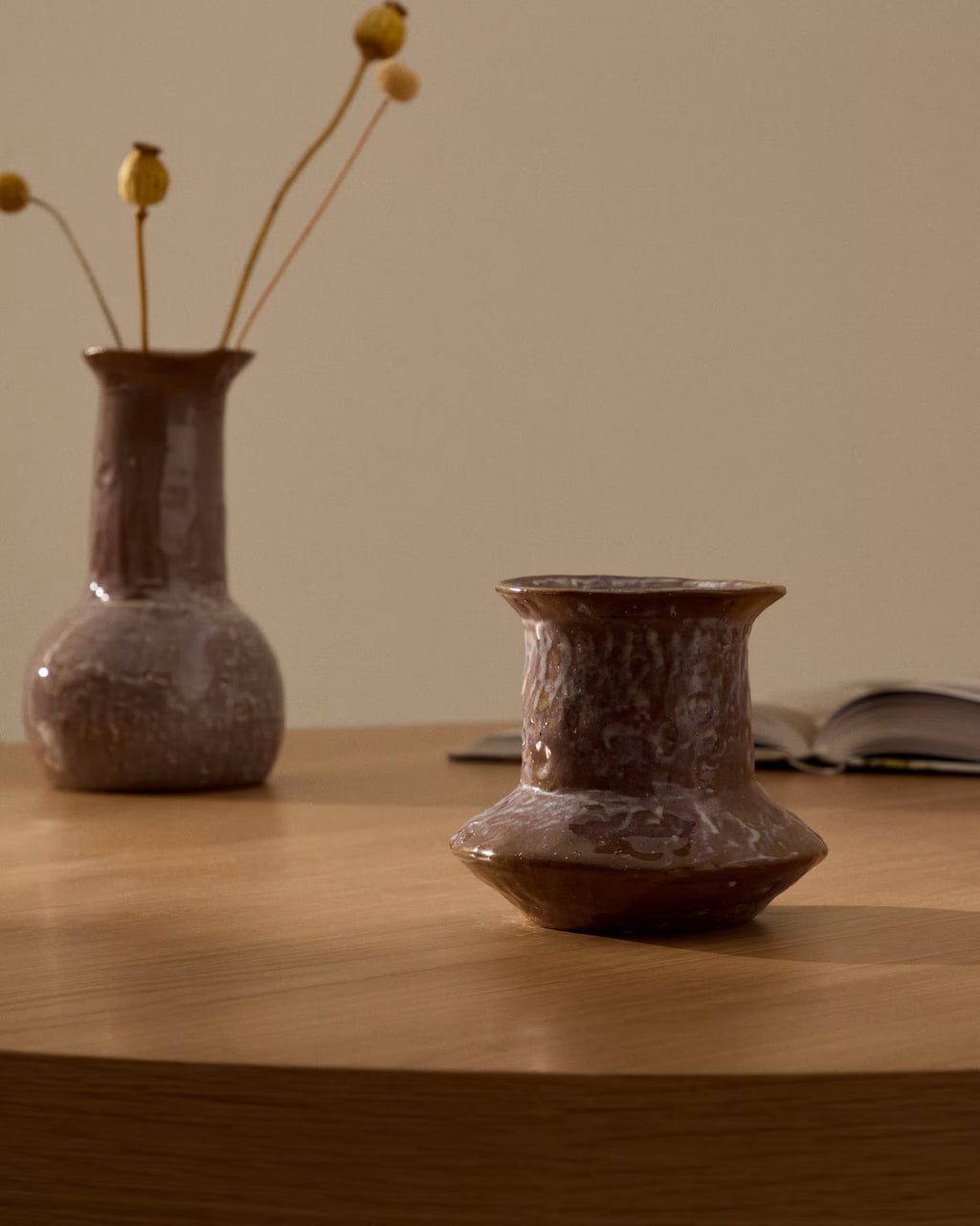 Olaris brown ceramic vase