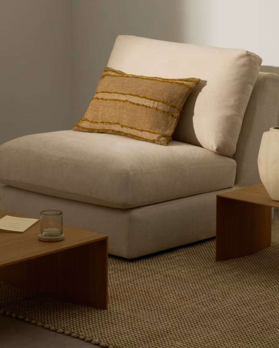 Neris Cushion