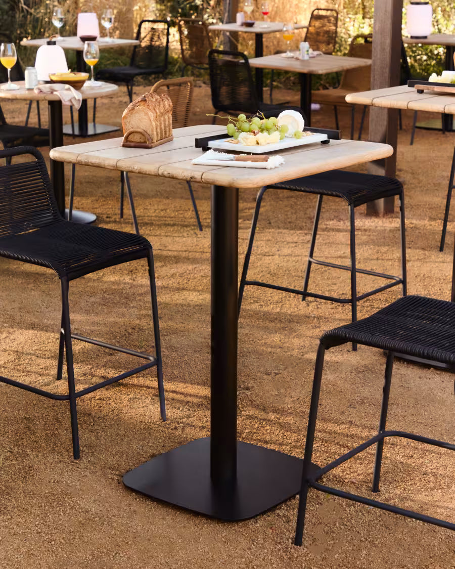 Saura square high bar table black steel frame natural finish acacia top 96x70x70cm FSC100%.