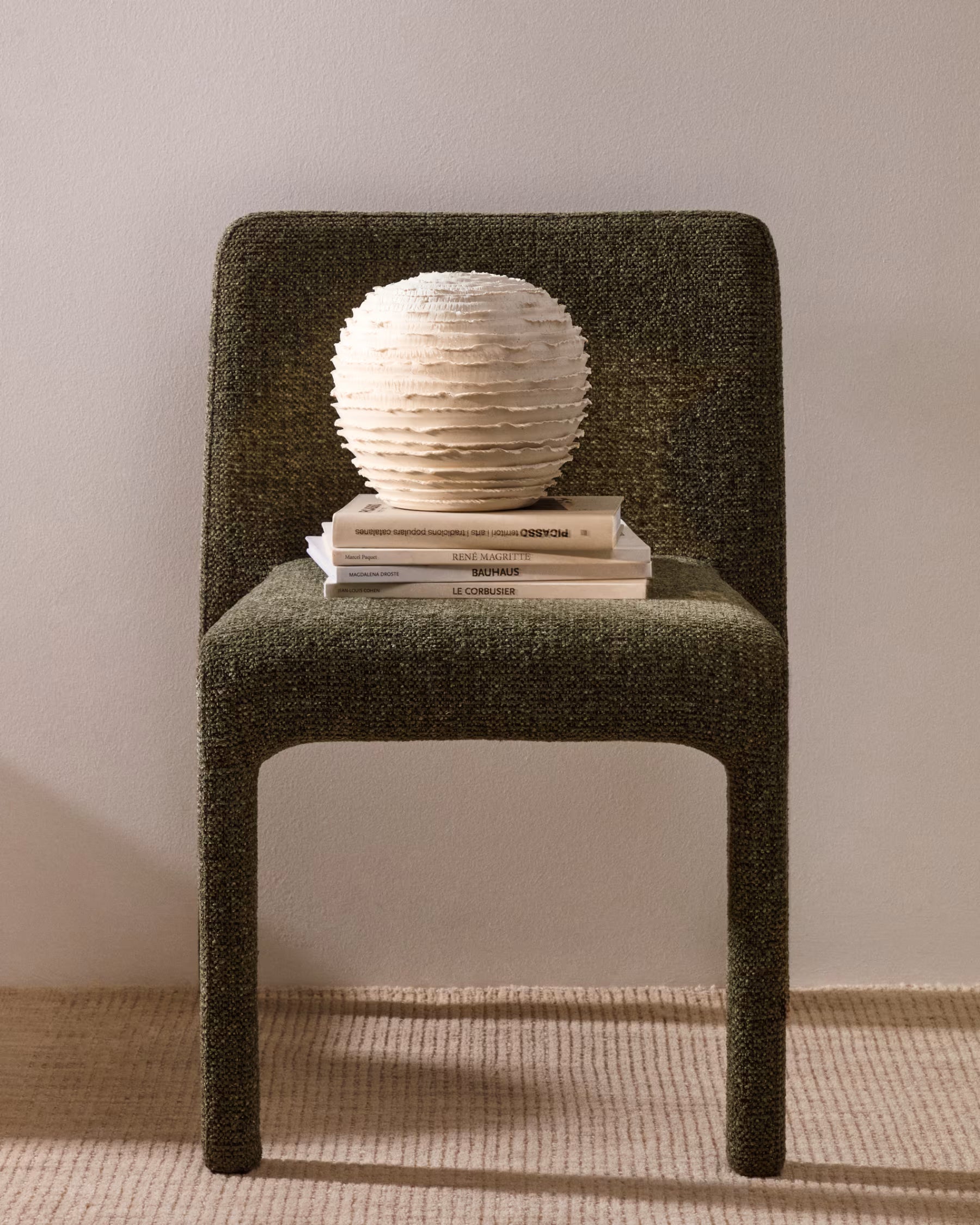 Evania vase in beige ceramic 21 cm