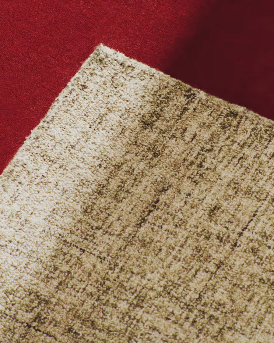 Zarn mini boucle effect wool blend rug 200 x 300cm.