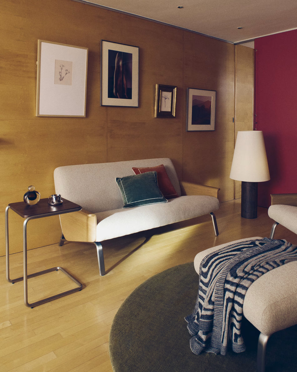 Amsen Beige 2-seater Sofa in Oak