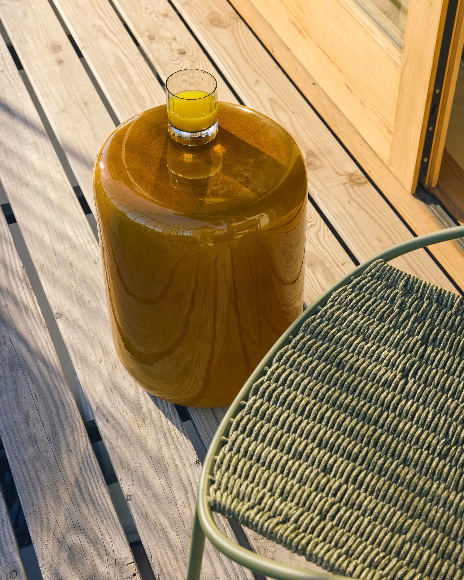 Mesquida side table in ceramic mustard finish Ø 35cm
