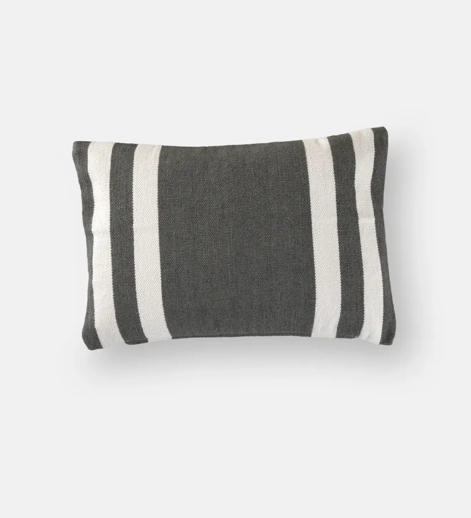 Ava Indoor/Outdoor Scatter - Olive & White