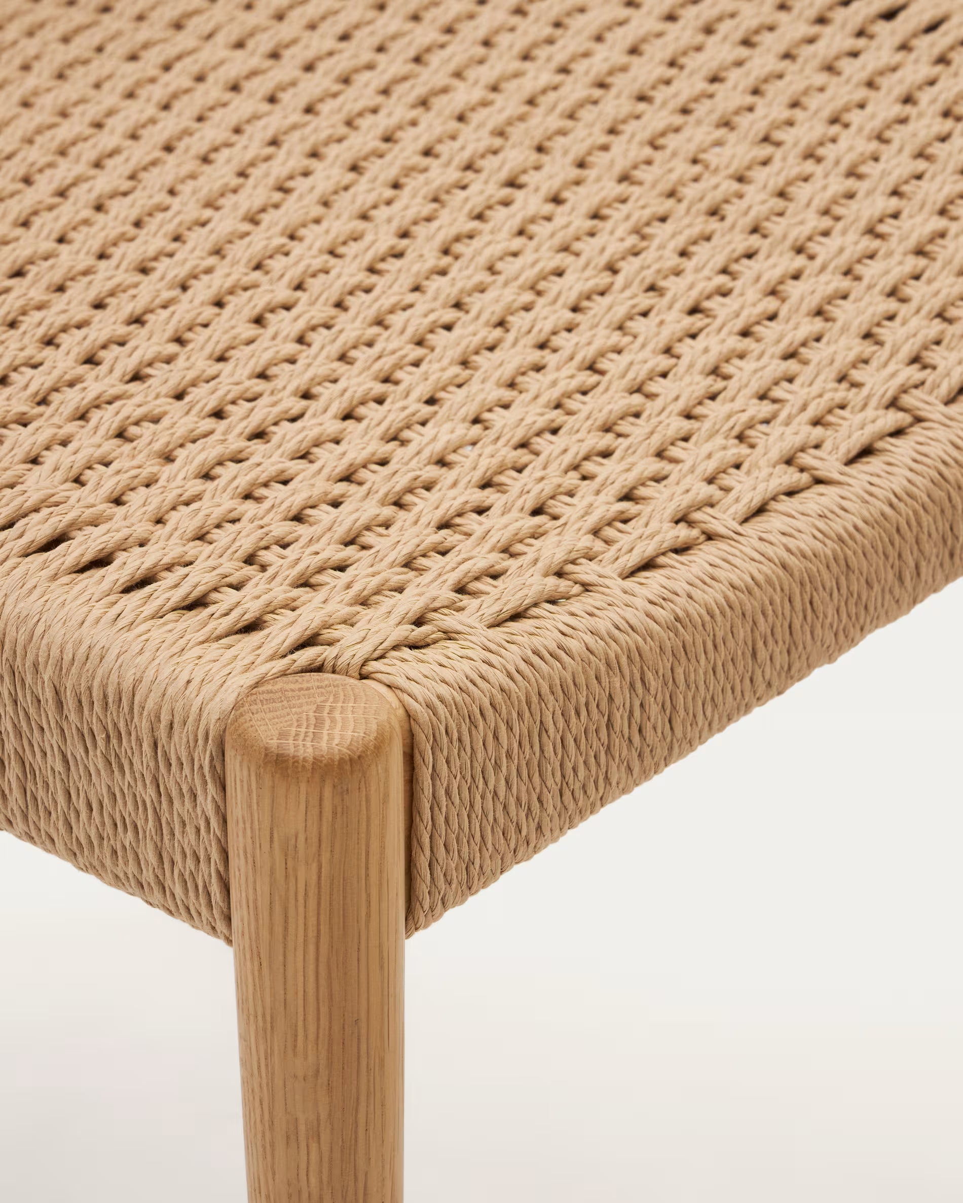 Analy chair in solid oak wood with natural finish and rope seat FSC Mix Credit