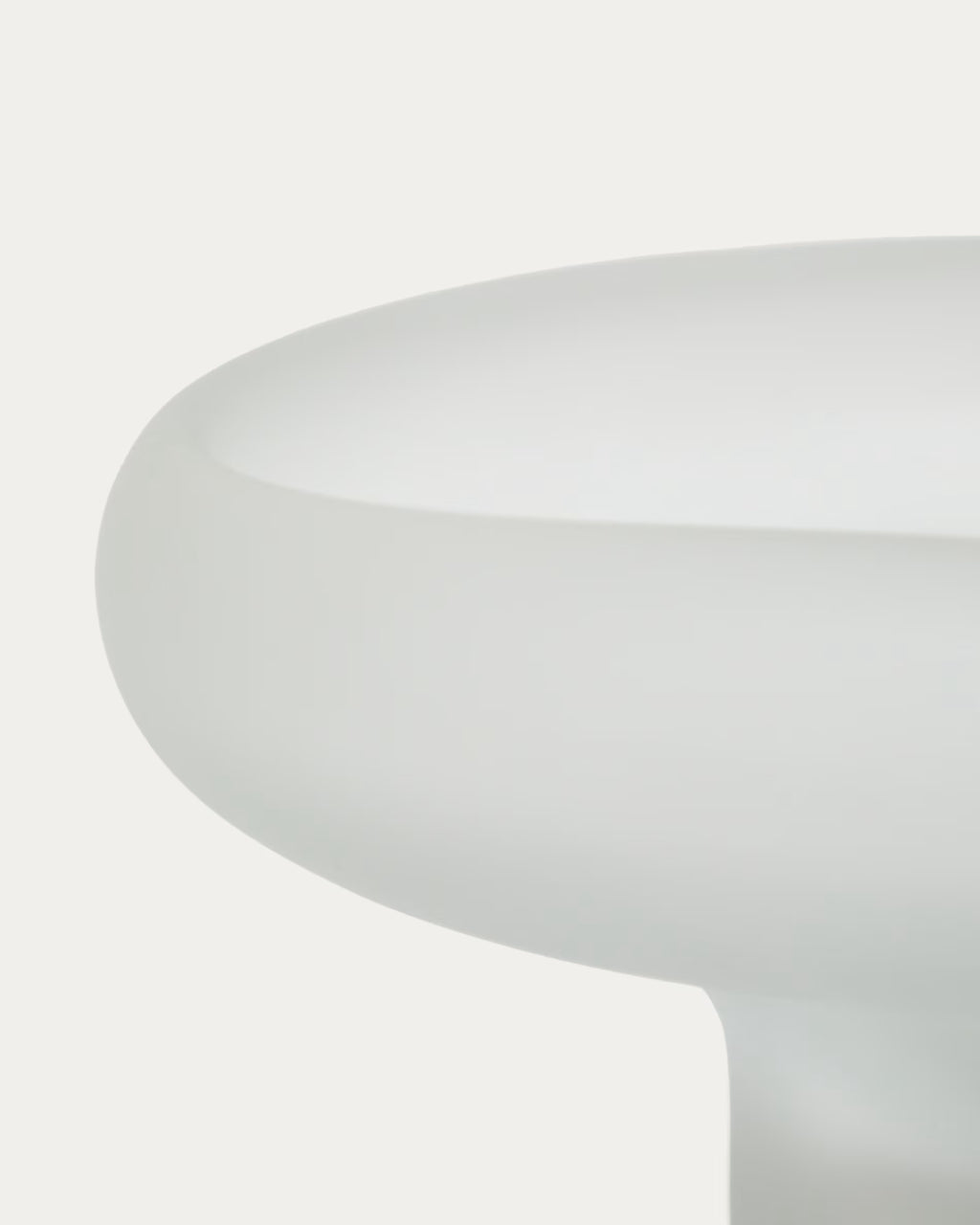 Ondaro frosted glass centrepiece 15cm