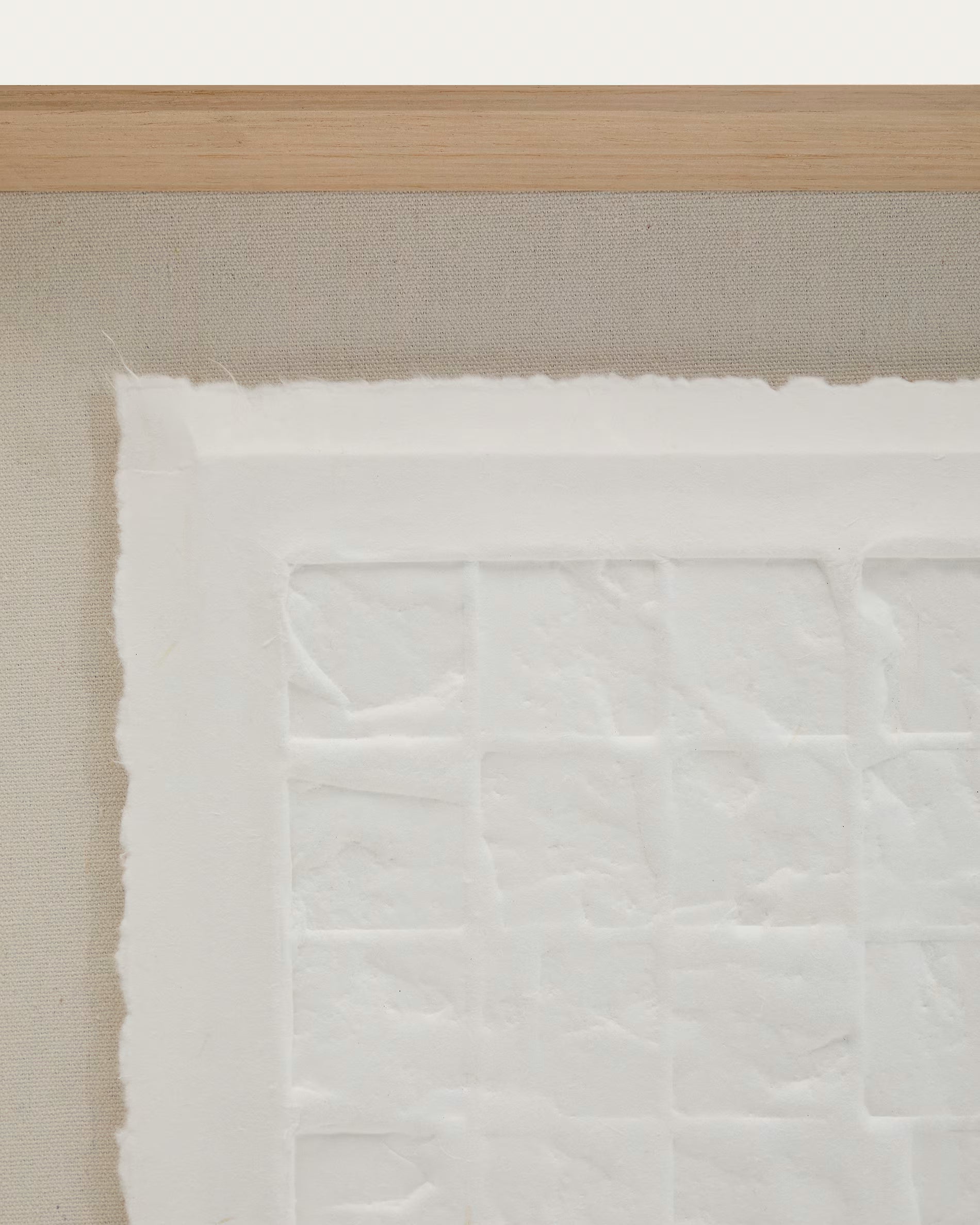 Annia white, papier mâché picture 90x70cm