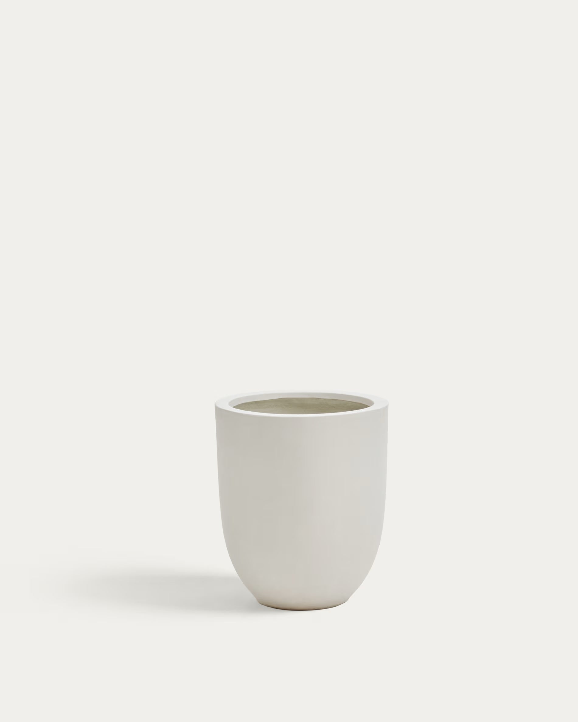 Aiguablava plant pot in white cement Ø39cm