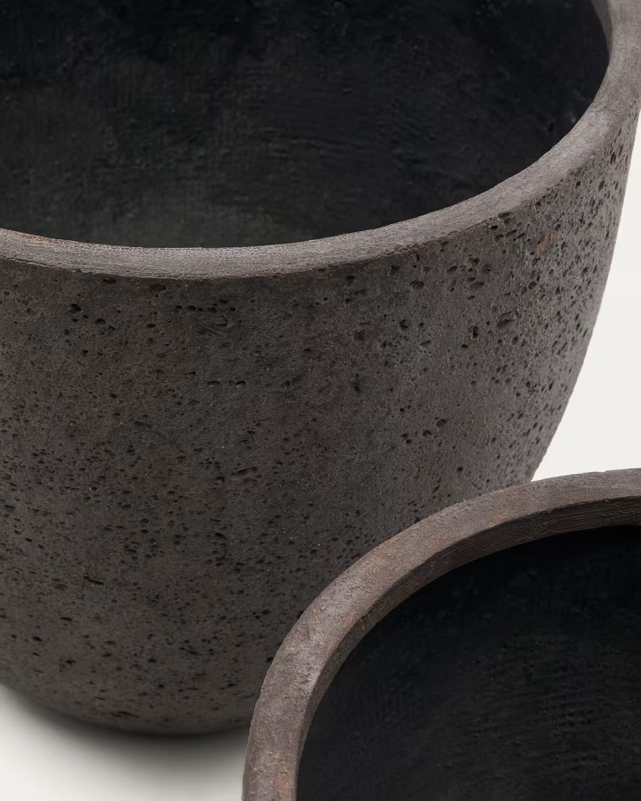Serili Set of 2 Dark Grey Cement and Fiberglass Plant Pots Ø 42 cm / Ø 50 cm