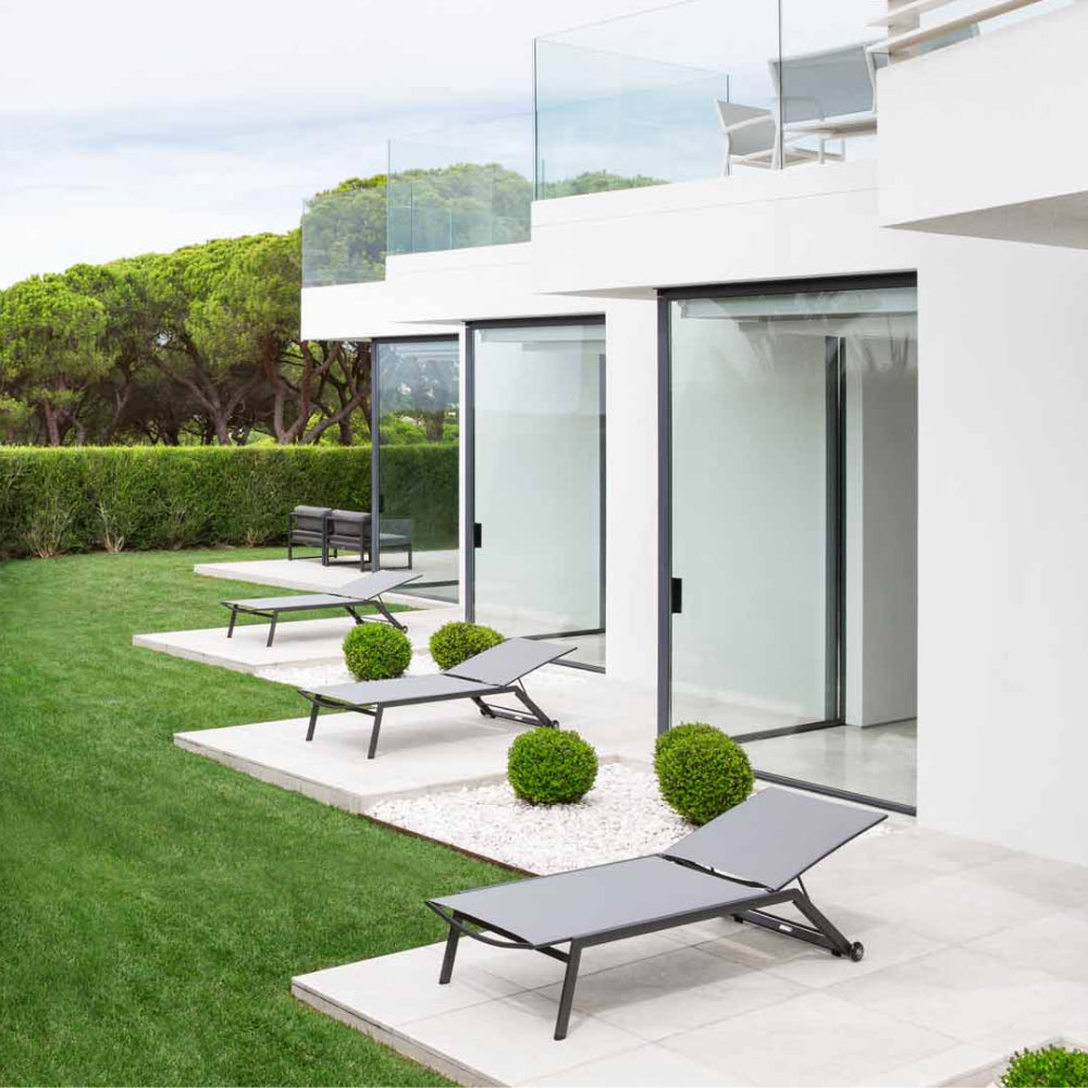 Hydra Sunbed Charcaol