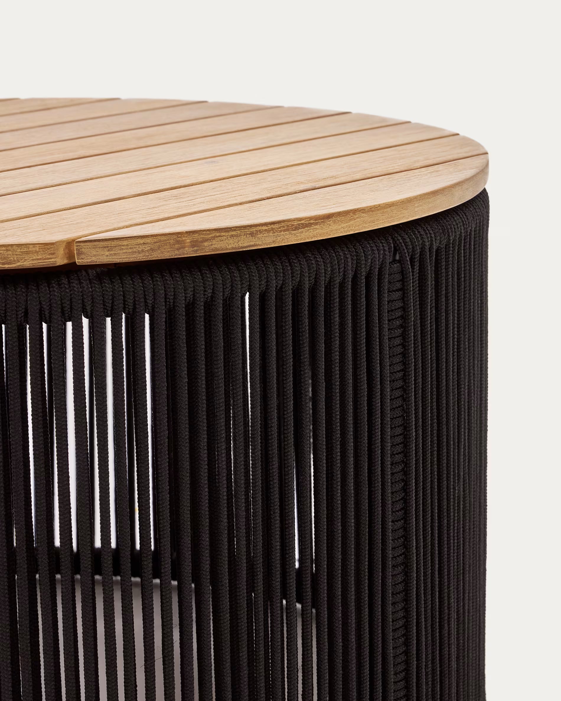 Dandara coffee table, black cord Ø70 cm