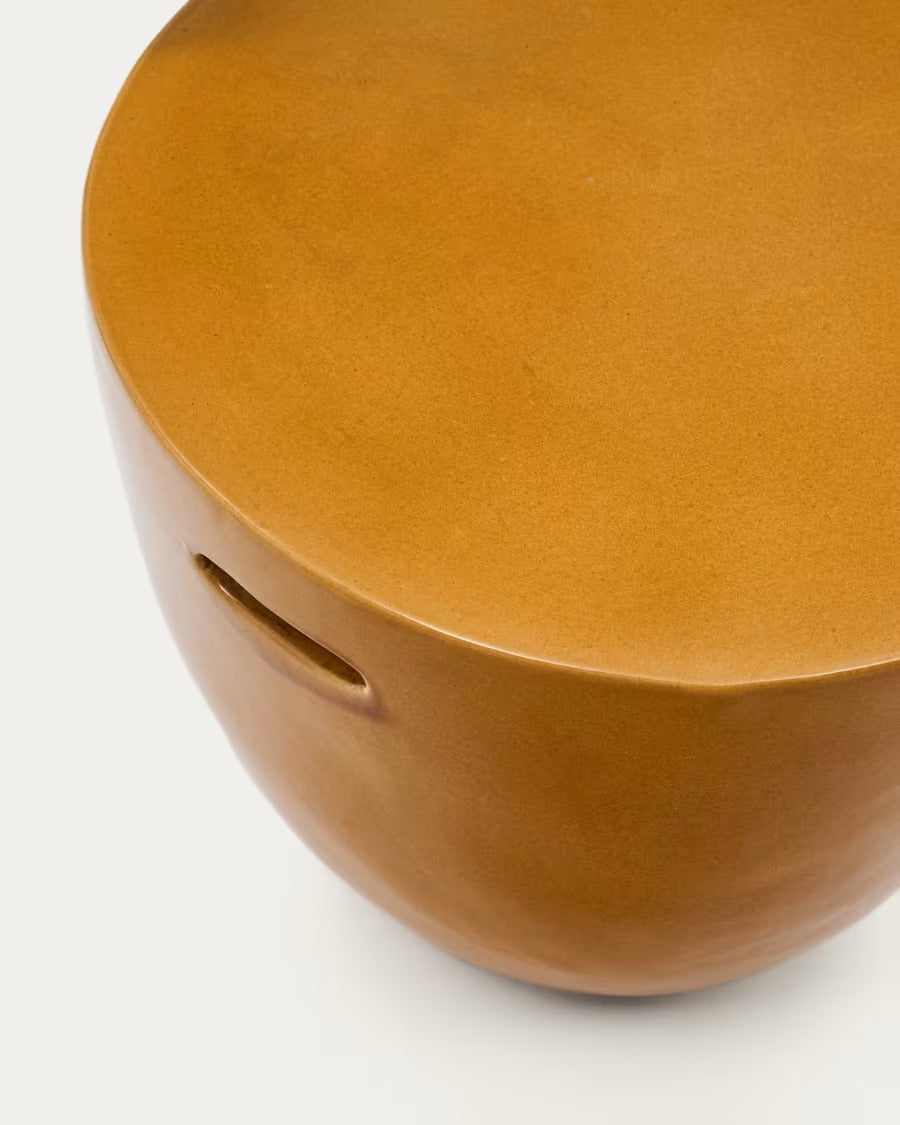 Mesquida Outdoor Side Table made of ceramic with glazed mustard finish Ø 46 cm