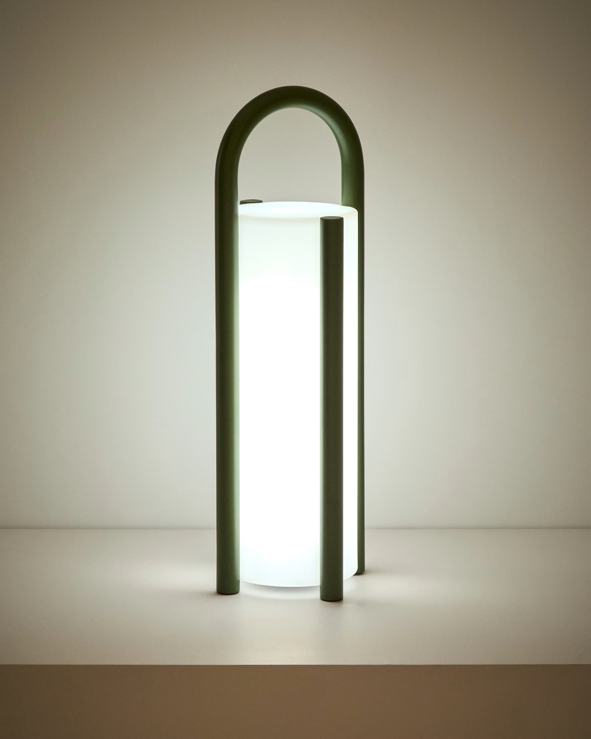 Leros large portable table lamp in green