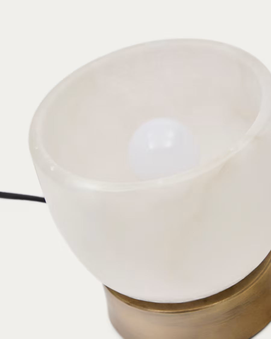 Shenli table lamp in alabaster and metal with a brass finish