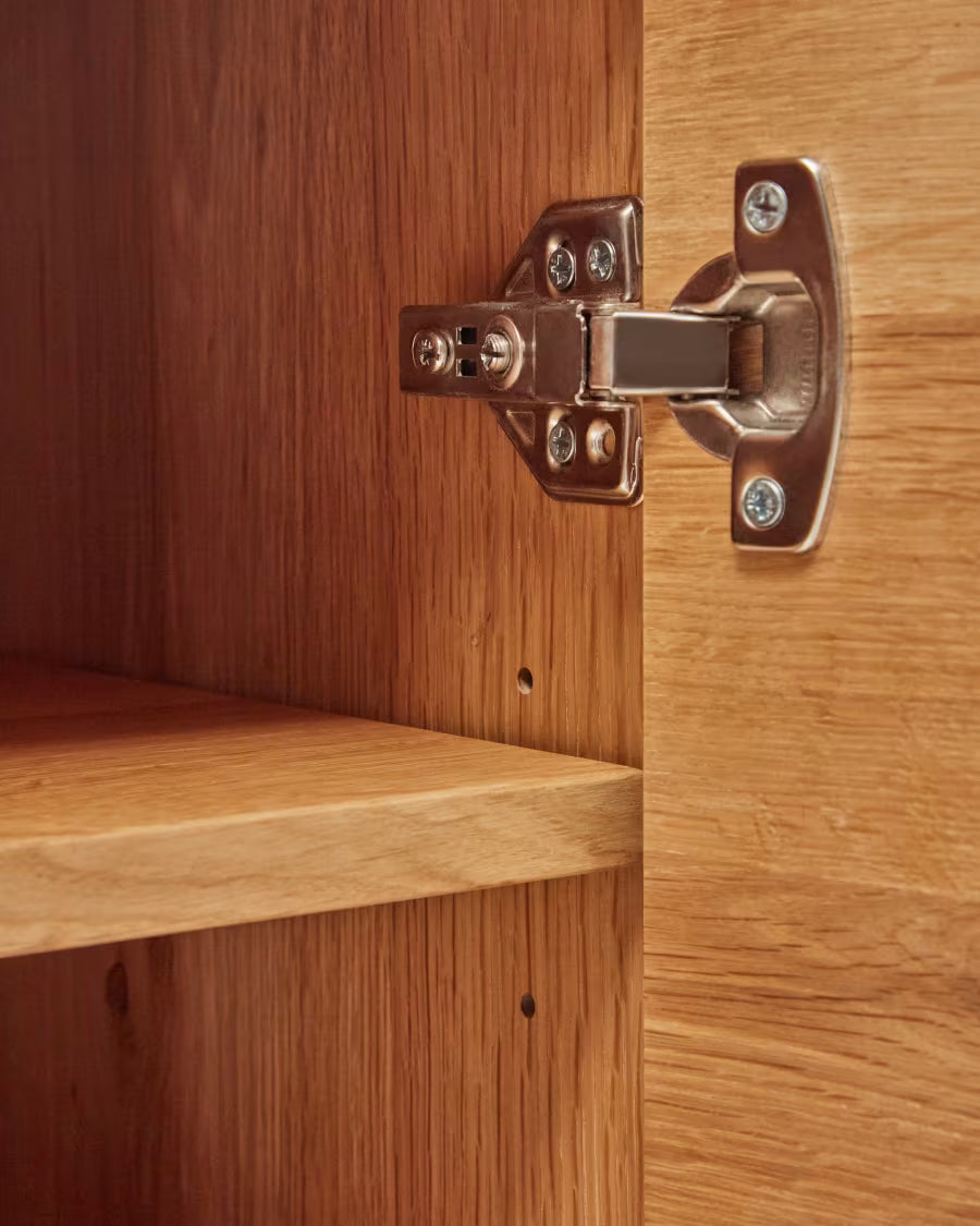 Alguema sideboard with 4 doors in oak veneer with natural finish