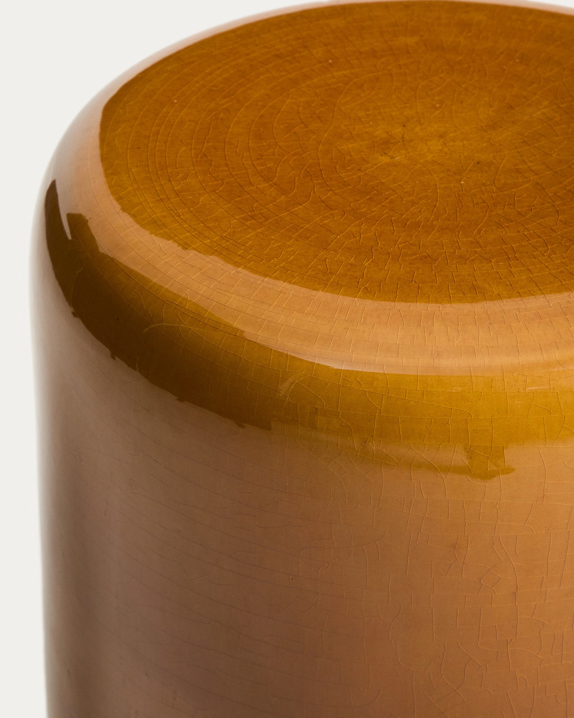 Mesquida side table in ceramic mustard finish Ø 35cm