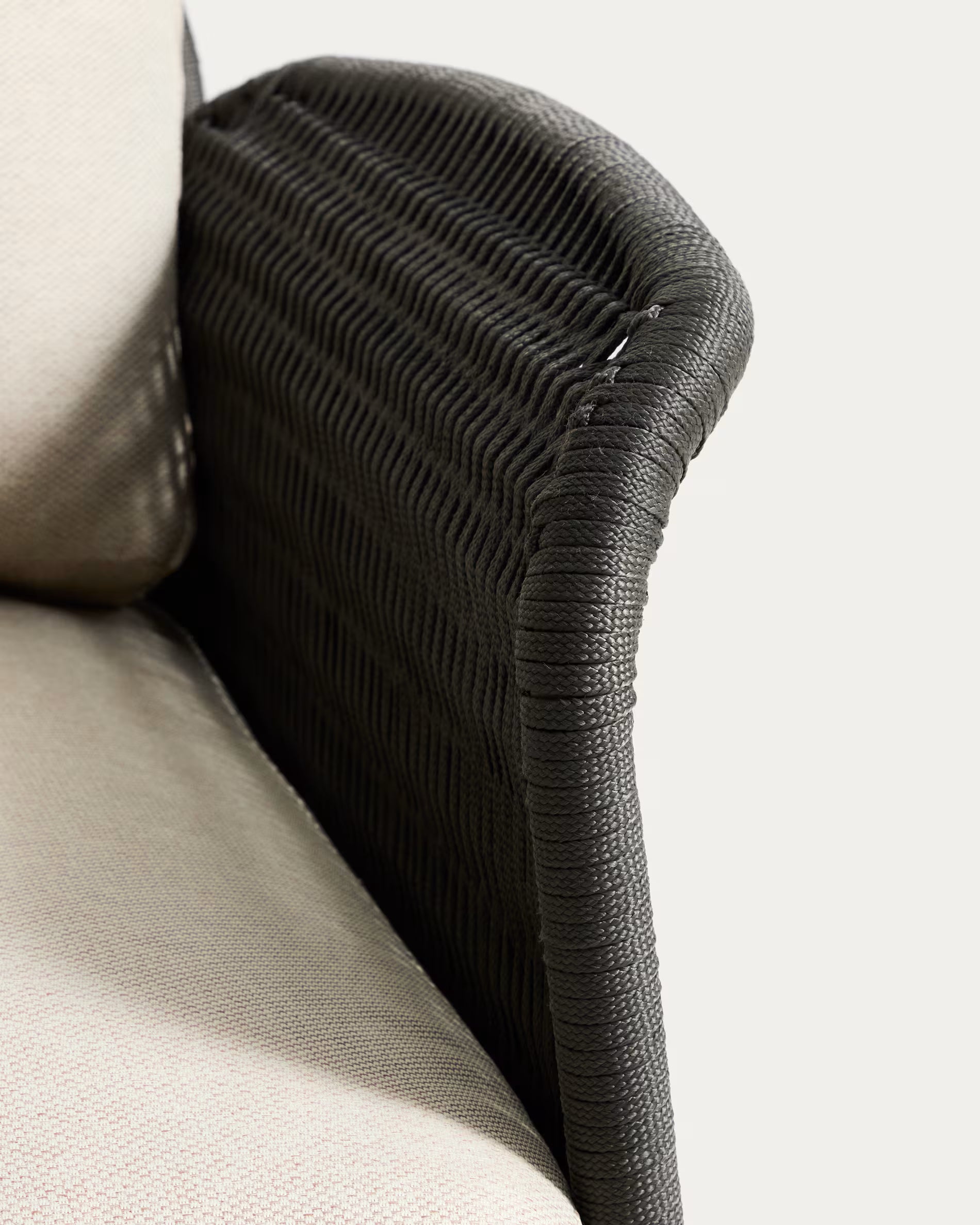 Alipa armchair in solid acacia wood and dark grey rope cord