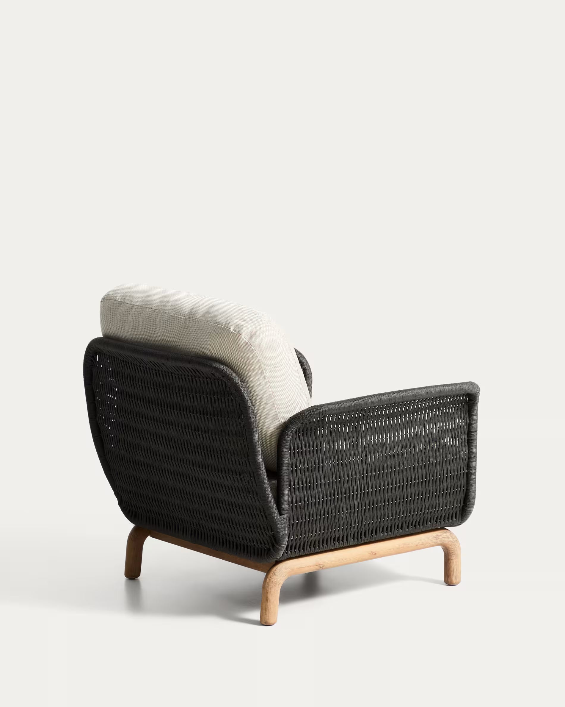 Alipa armchair in solid acacia wood and dark grey rope cord