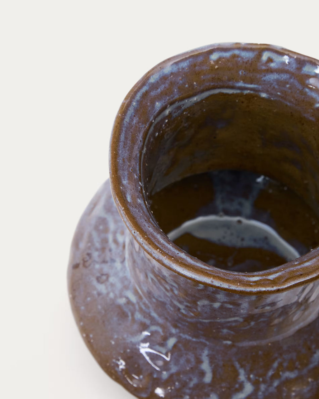 Olaris brown ceramic vase