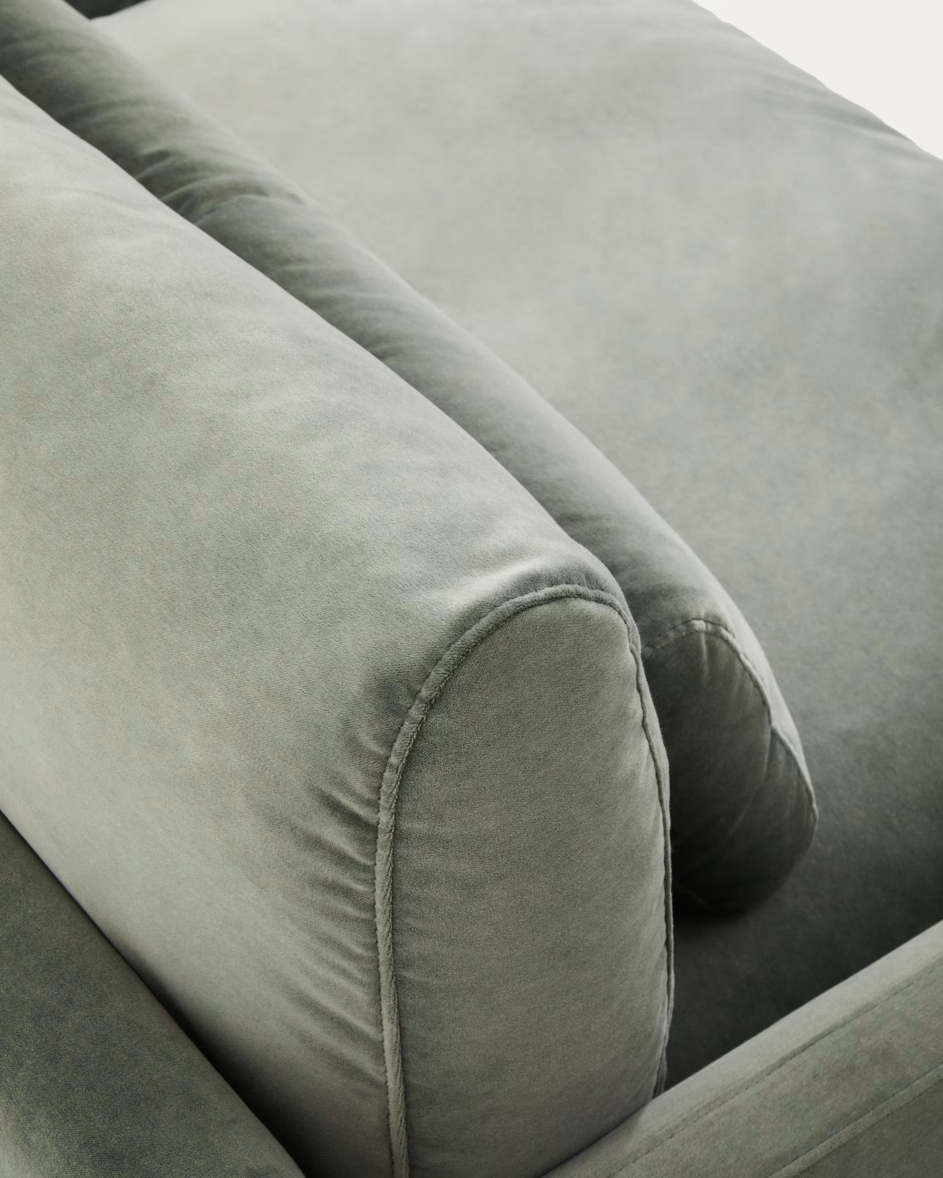 Veliro 2-seater Sofa Green Velvet 210cm 
