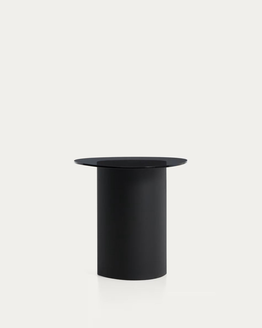 Olir side table in tempered glass 48 x 46,8 cm