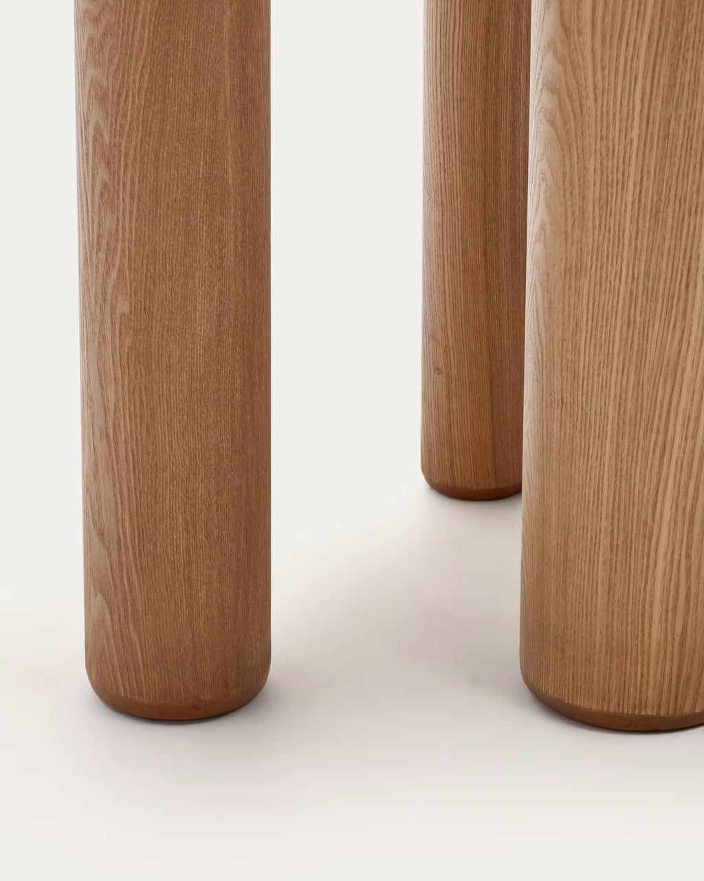 Mailen oval table in ash wood veneer with natural finish, Ø 220 x 105 cm