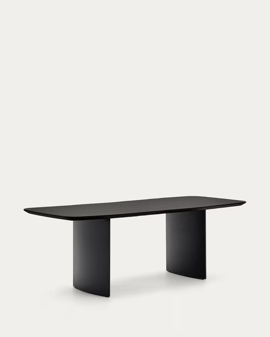 Litto Black# lacquered MDF table 200x100cm.