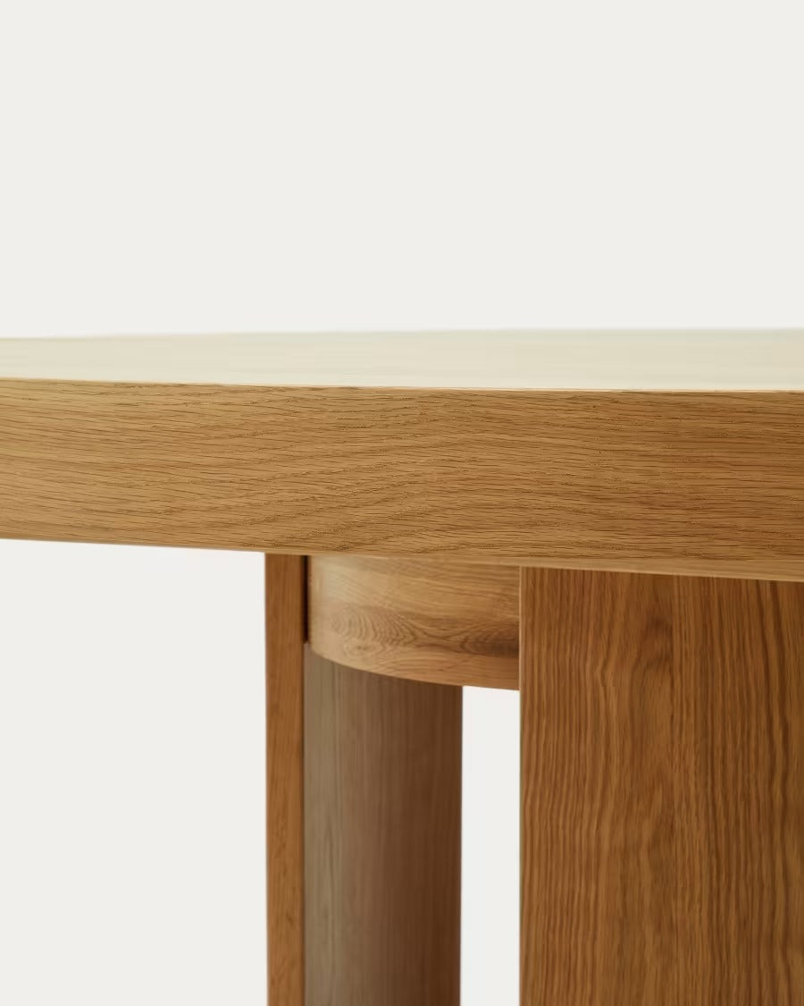 Artis Extendable Round Table
