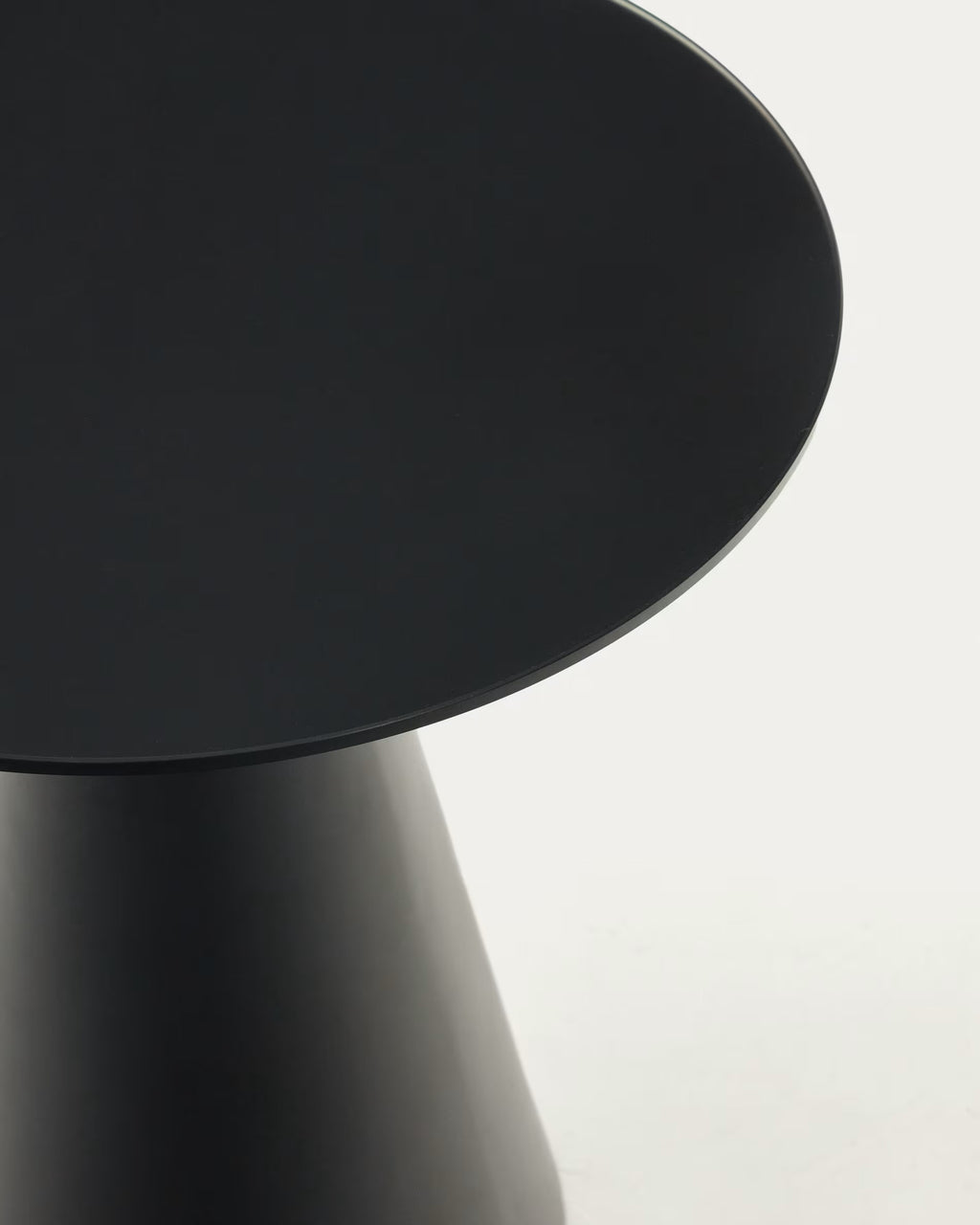 Wilshire Tempered Glass and Metal Side Table Ø 50 cm
