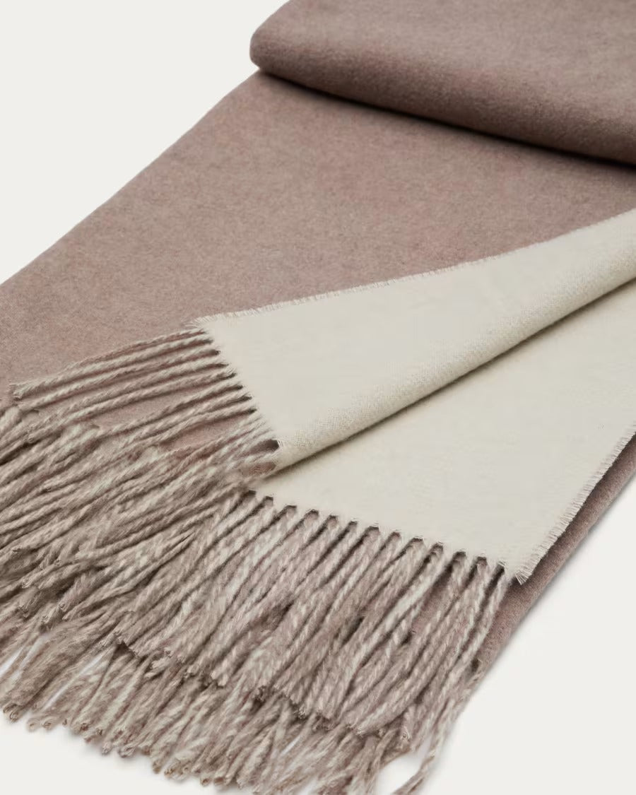 Daiara Double-Sided Blanket