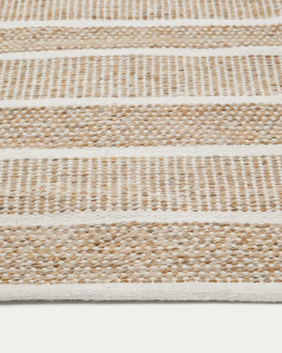 Desni beige rug 100% PET 200 x 300 cm