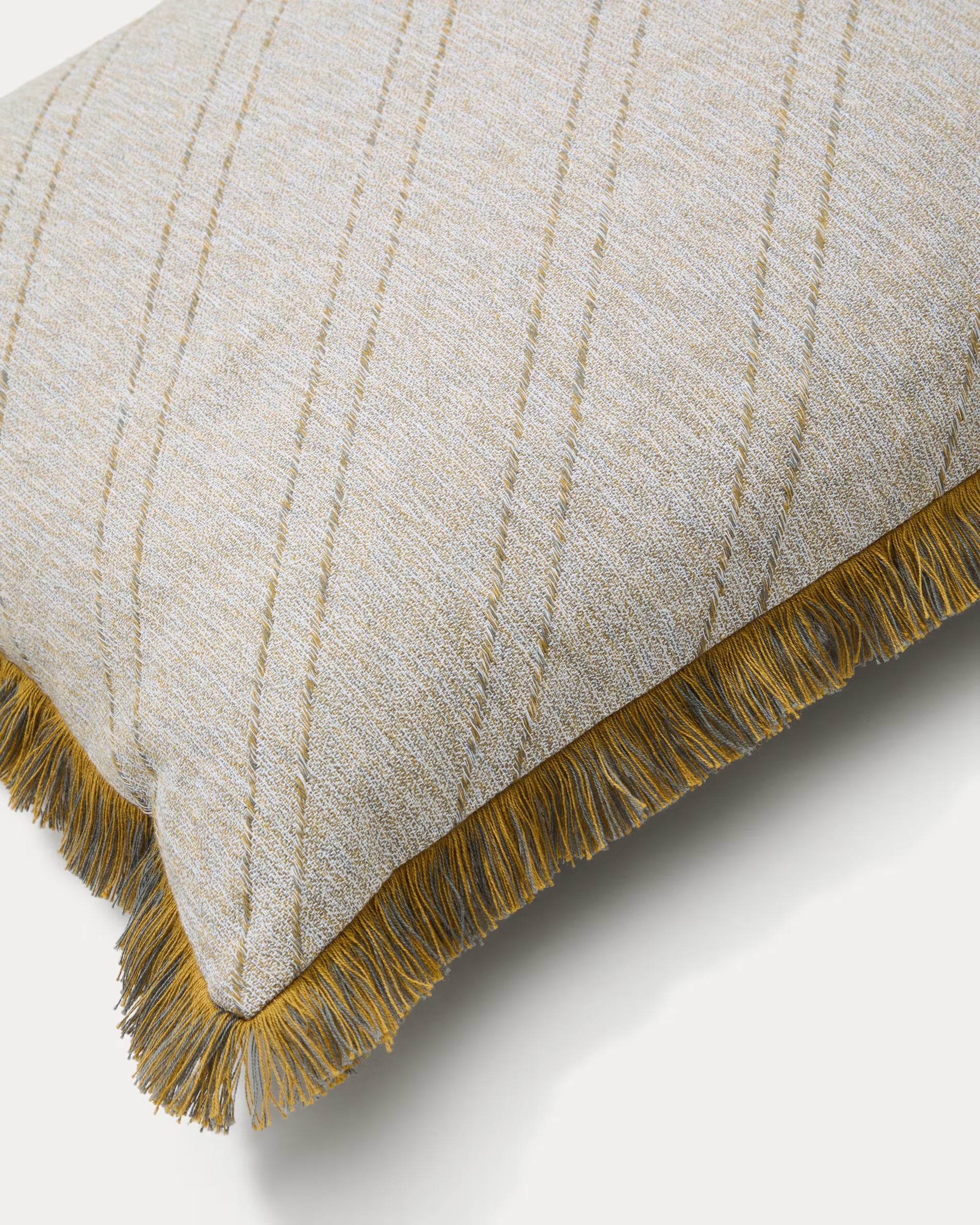 Cral beige jacquard cushion  45x45cm